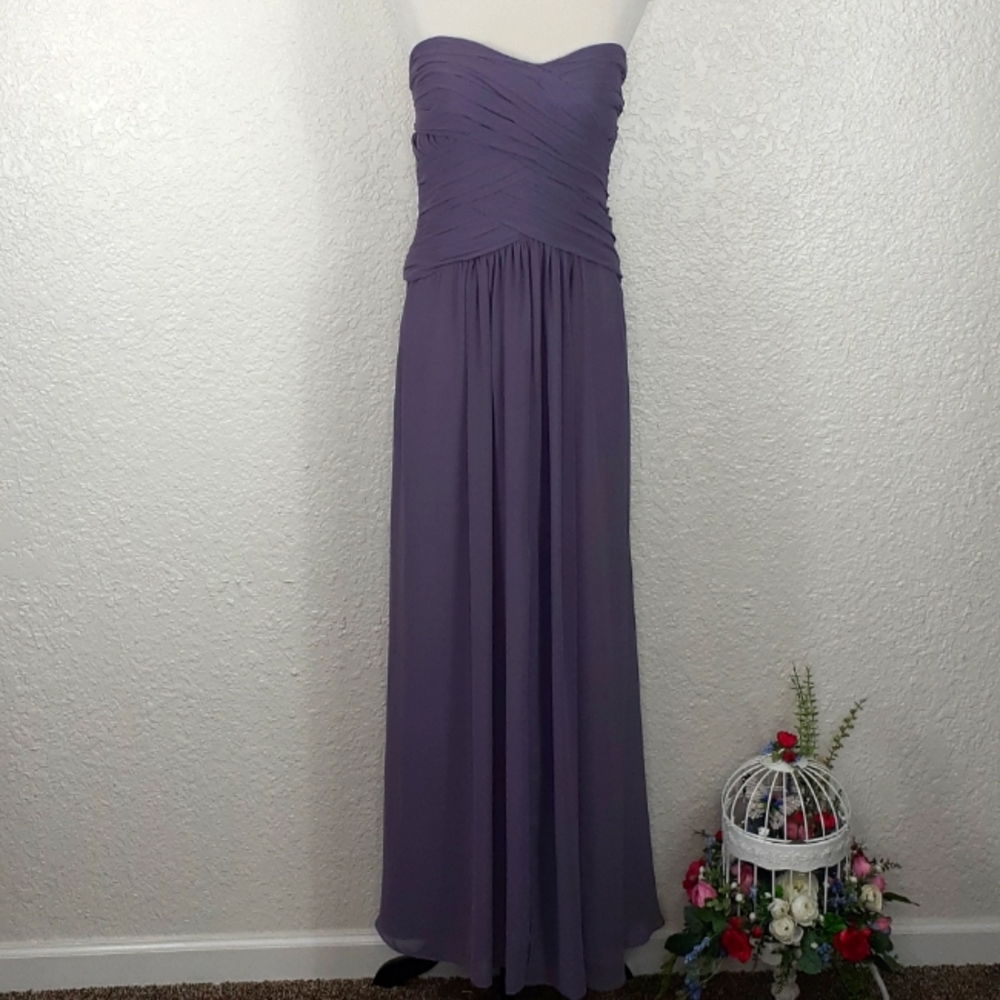 Monique Lhuillier purple lavender strapless gown size 14